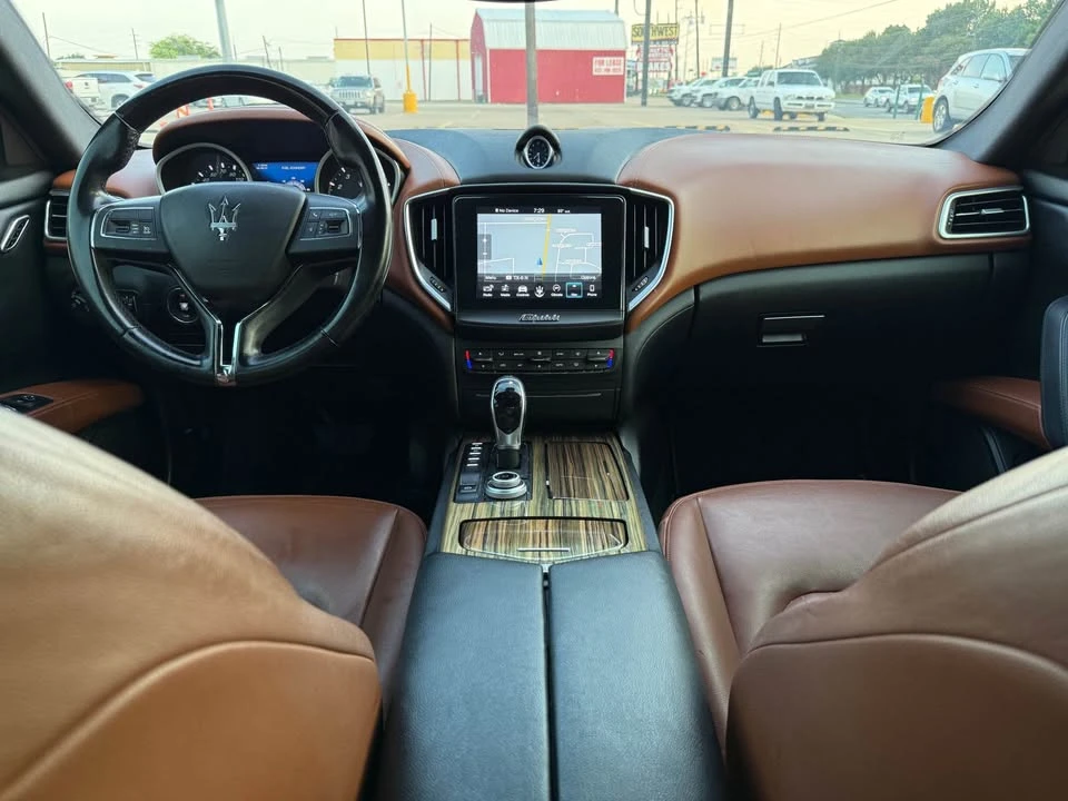 2018 Maserati Ghibli 3rd Gen - Image 13 of 20