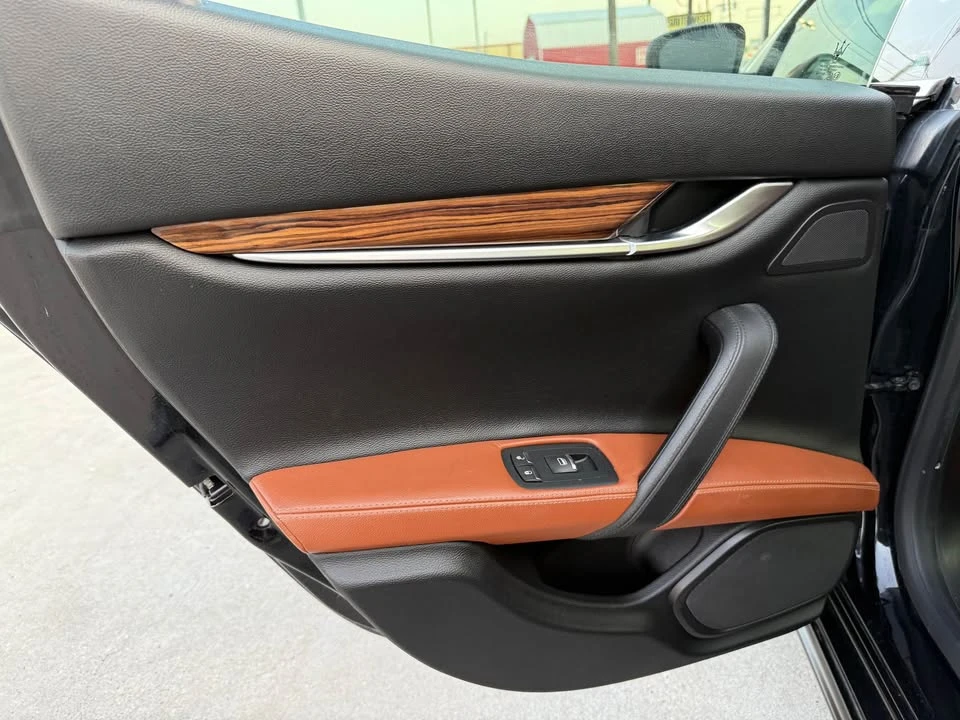 2018 Maserati Ghibli 3rd Gen - Image 10 of 20
