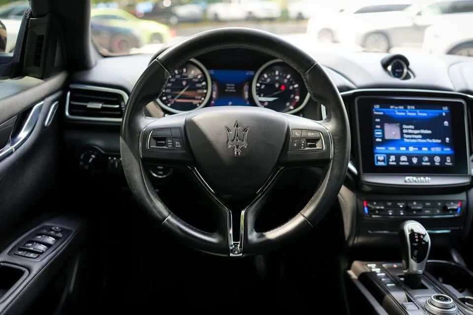2018 Maserati Ghibli 3rd Gen - Image 17 of 18
