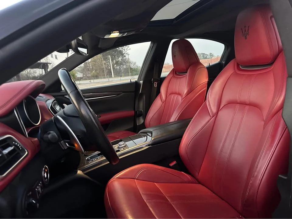 2018 Maserati Ghibli 3rd Gen - Image 9 of 19