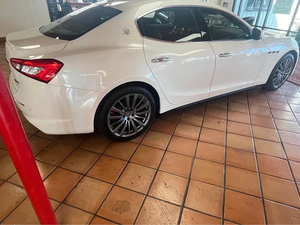 2018 Maserati Ghibli 3rd Gen - Image 5 of 10