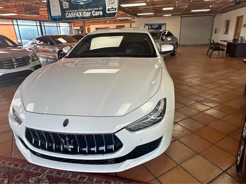 2018 Maserati Ghibli Sedan