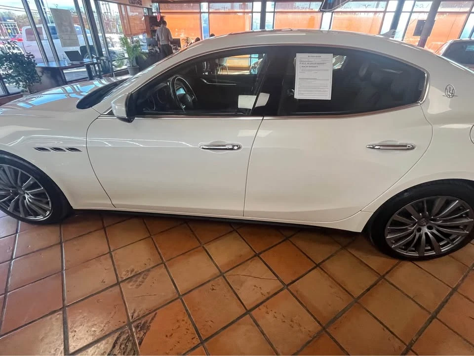 2018 Maserati Ghibli 3rd Gen - Image 8 of 10