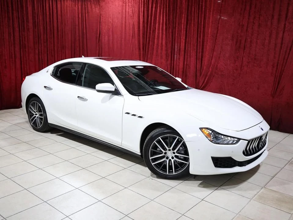 2018 Maserati Ghibli 3rd Gen - Image 2 of 19