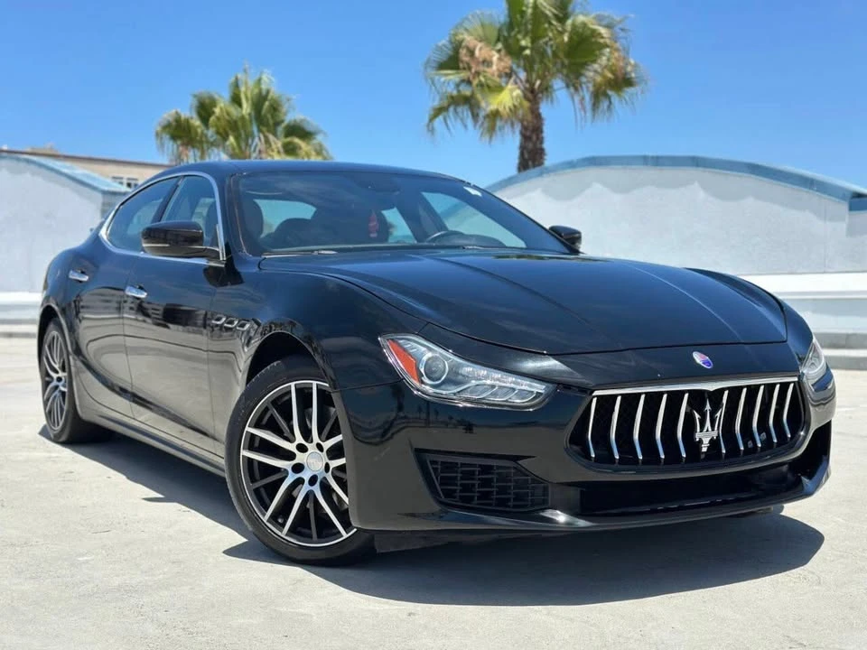 2018 Maserati Ghibli 3rd Gen - Image 2 of 20