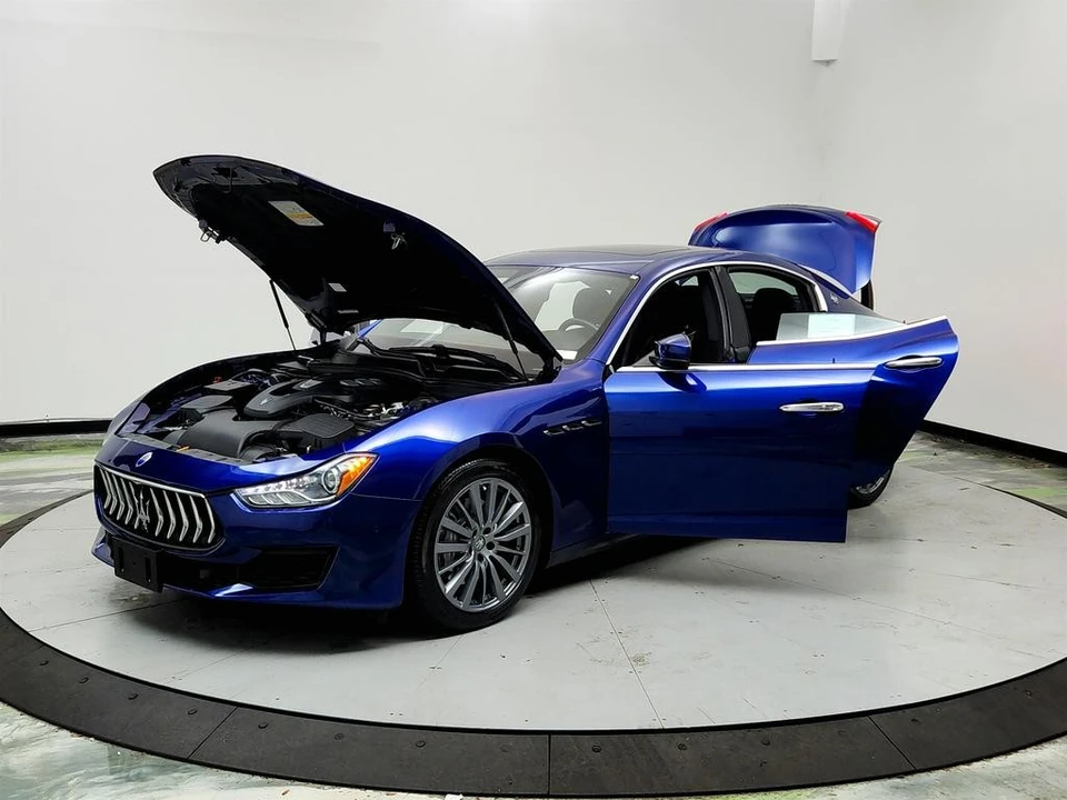 2018 Maserati Ghibli 3rd Gen - Image 9 of 21