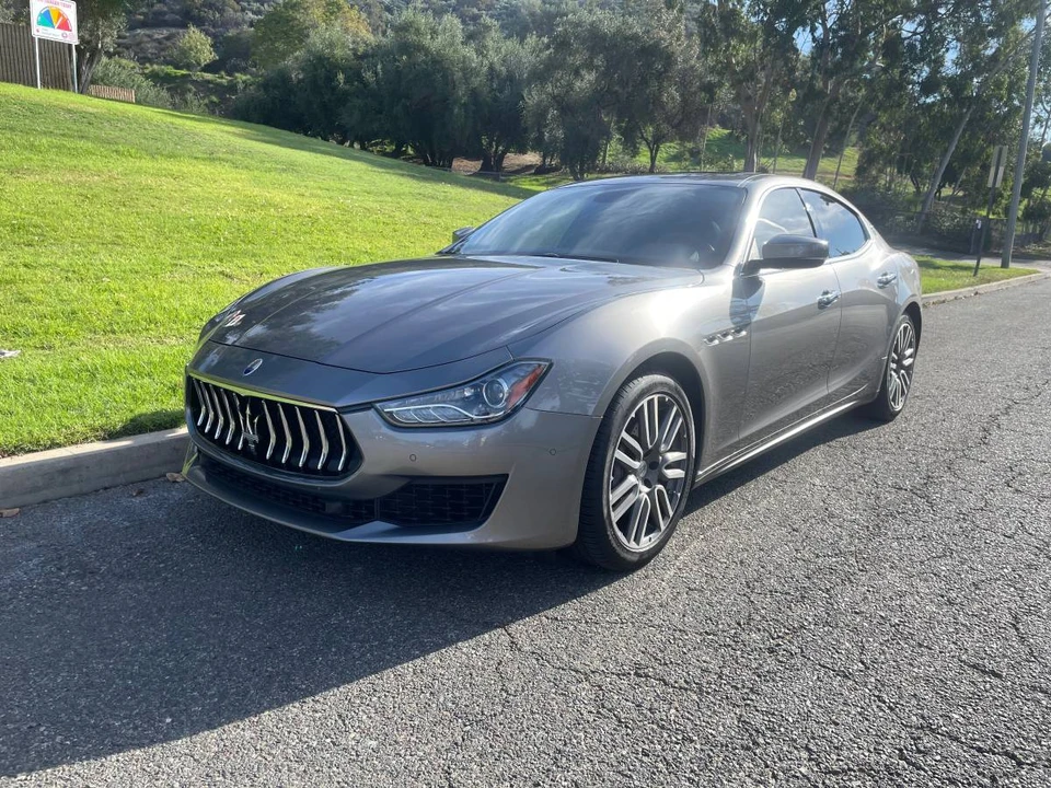 2018 Maserati Ghibli 3rd Gen - Image 2 of 15