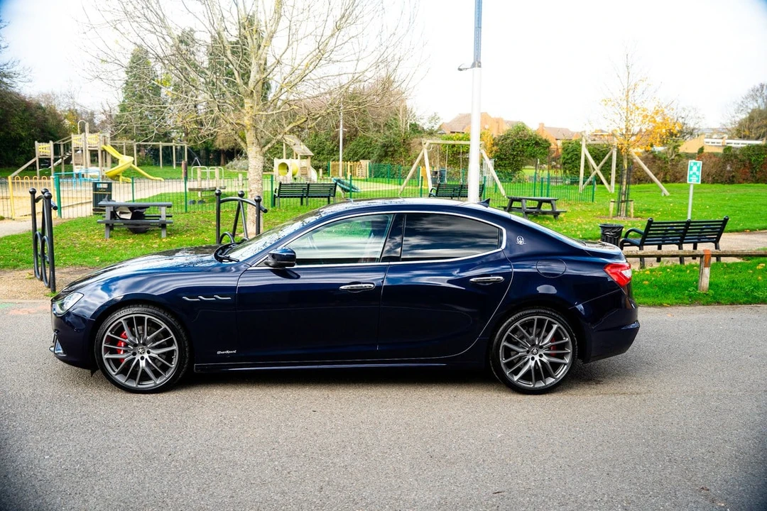 2018 Maserati Ghibli 3rd Gen - Image 9 of 30