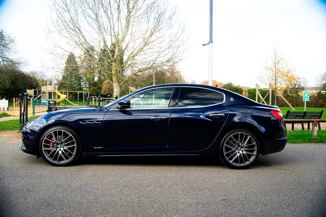 2018 Maserati Ghibli 3rd Gen - Image 12 of 30