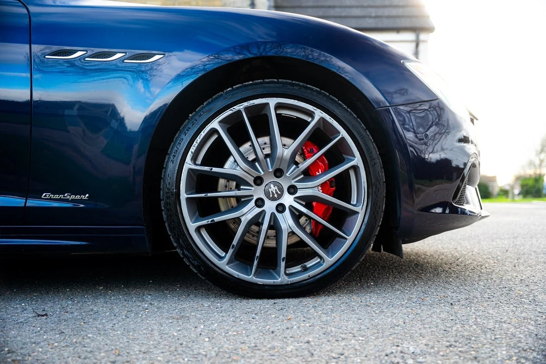 2018 Maserati Ghibli 3rd Gen - Image 28 of 30