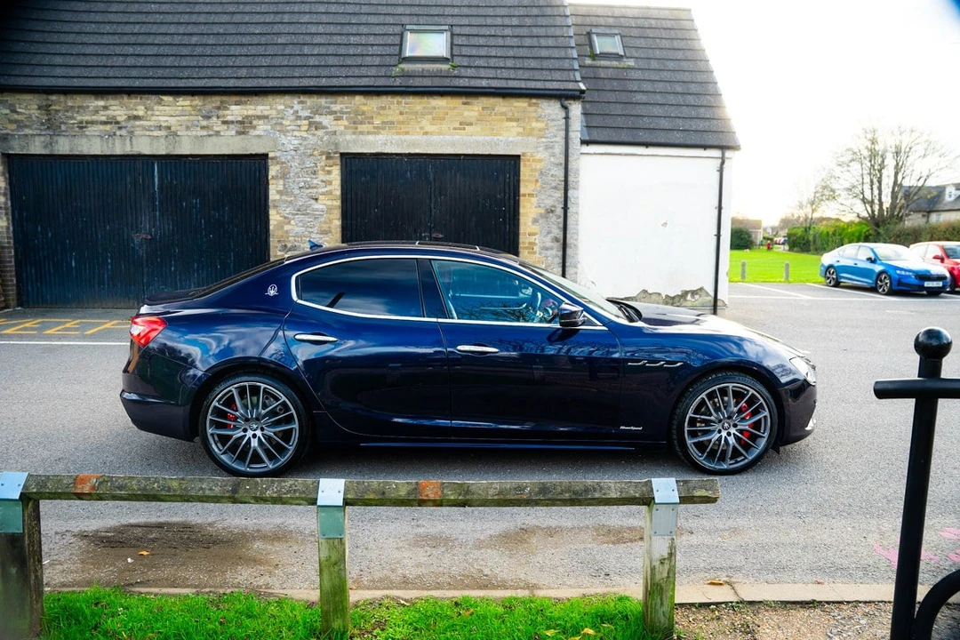 2018 Maserati Ghibli 3rd Gen - Image 23 of 30