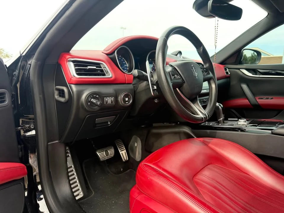 2018 Maserati Ghibli 3rd Gen - Image 13 of 20