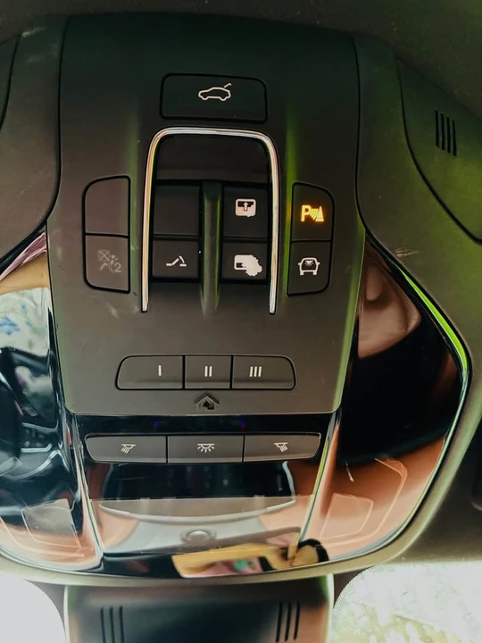 2018 Maserati Ghibli 3rd Gen - Image 18 of 20