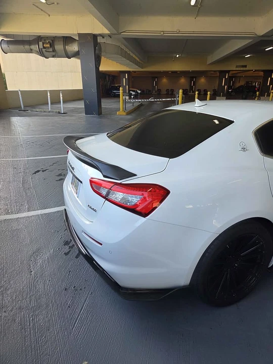 2018 Maserati Ghibli 3rd Gen - Image 11 of 13