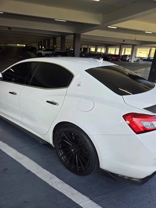 2018 Maserati Ghibli 3rd Gen - Image 10 of 13