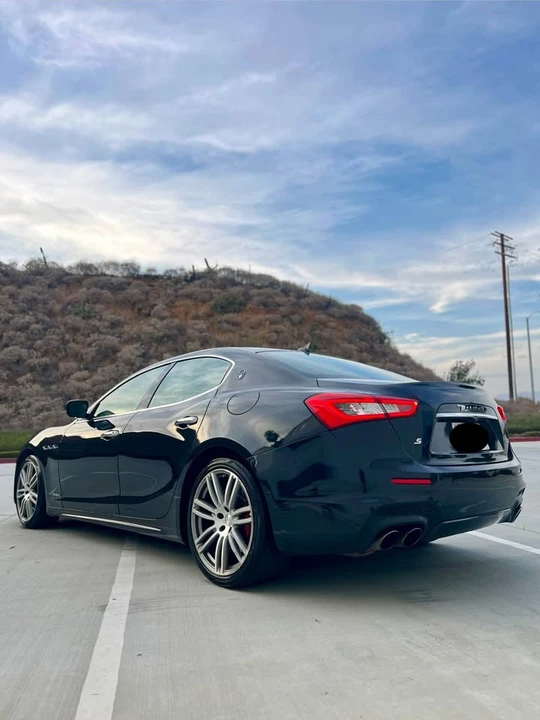 2018 Maserati Ghibli 3rd Gen - Image 9 of 15