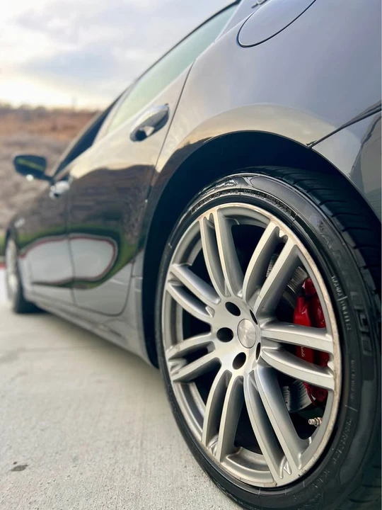 2018 Maserati Ghibli 3rd Gen - Image 10 of 15