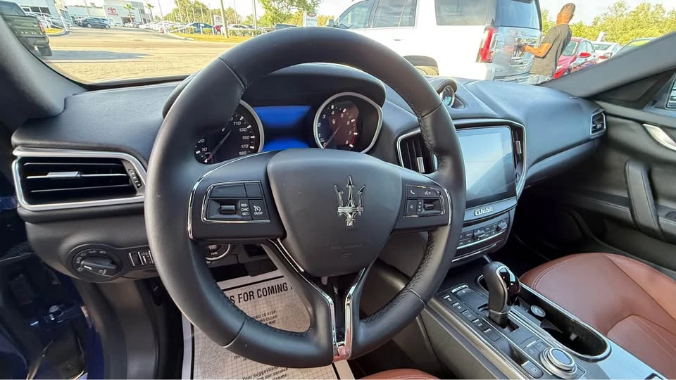 2018 Maserati Ghibli 3rd Gen - Image 17 of 20