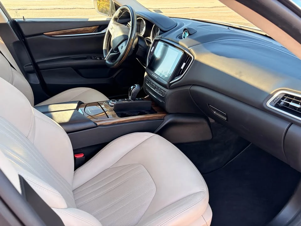 2018 Maserati Ghibli 3rd Gen - Image 10 of 20