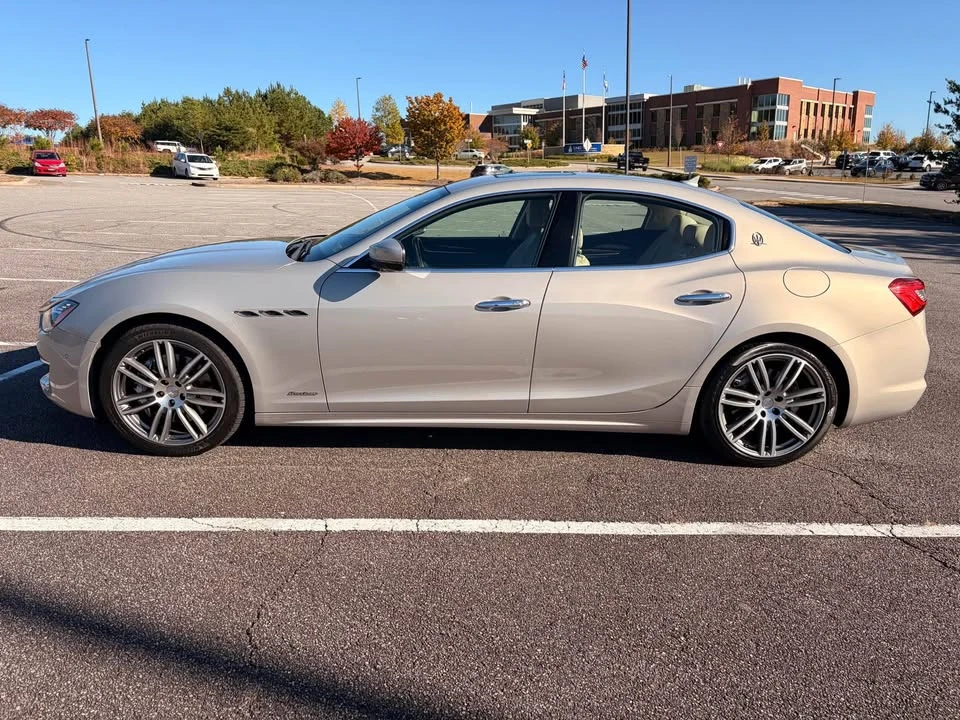 2018 Maserati Ghibli 3rd Gen - Image 2 of 20