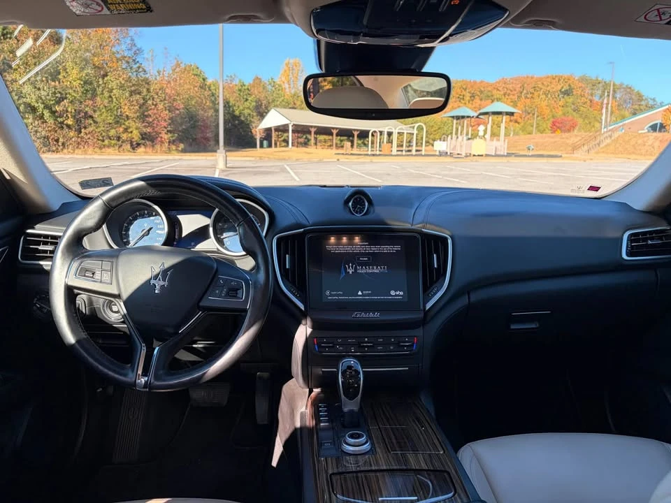2018 Maserati Ghibli 3rd Gen - Image 15 of 20