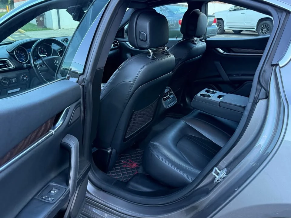 2018 Maserati Ghibli 3rd Gen - Image 15 of 20