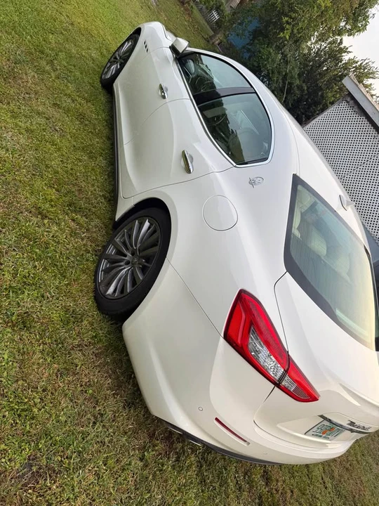 2018 Maserati Ghibli 3rd Gen - Image 5 of 12