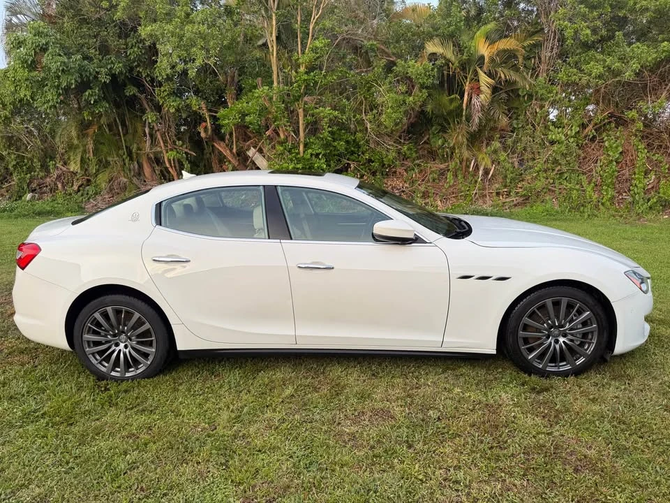 2018 Maserati Ghibli 3rd Gen - Image 2 of 12