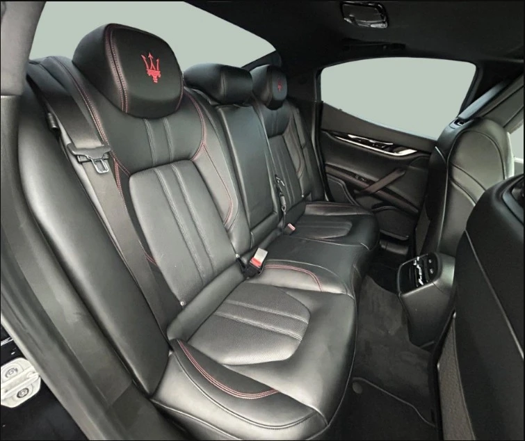 2018 Maserati Ghibli 3rd Gen - Image 12 of 17