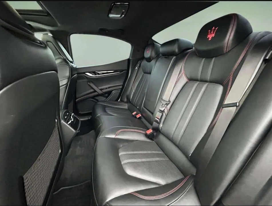 2018 Maserati Ghibli 3rd Gen - Image 11 of 17