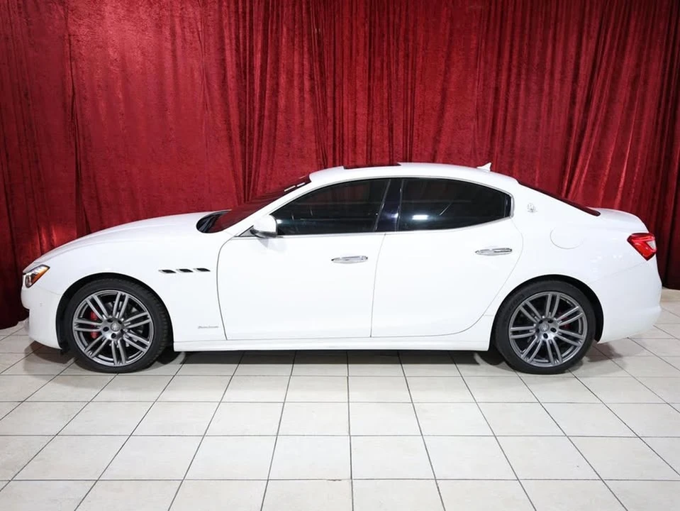 2018 Maserati Ghibli 3rd Gen - Image 3 of 19