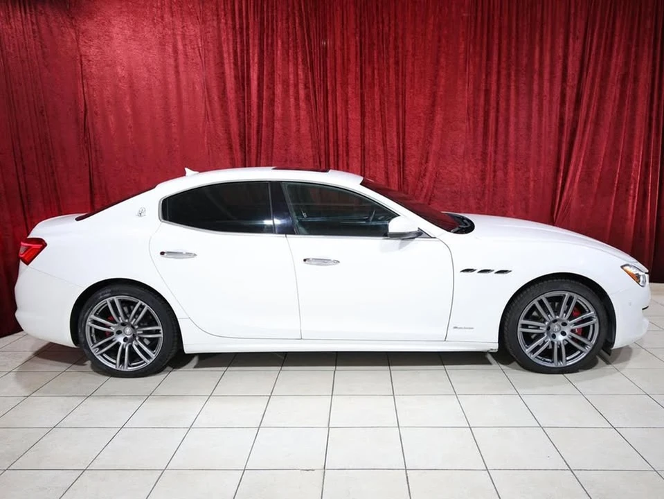 2018 Maserati Ghibli 3rd Gen - Image 6 of 18