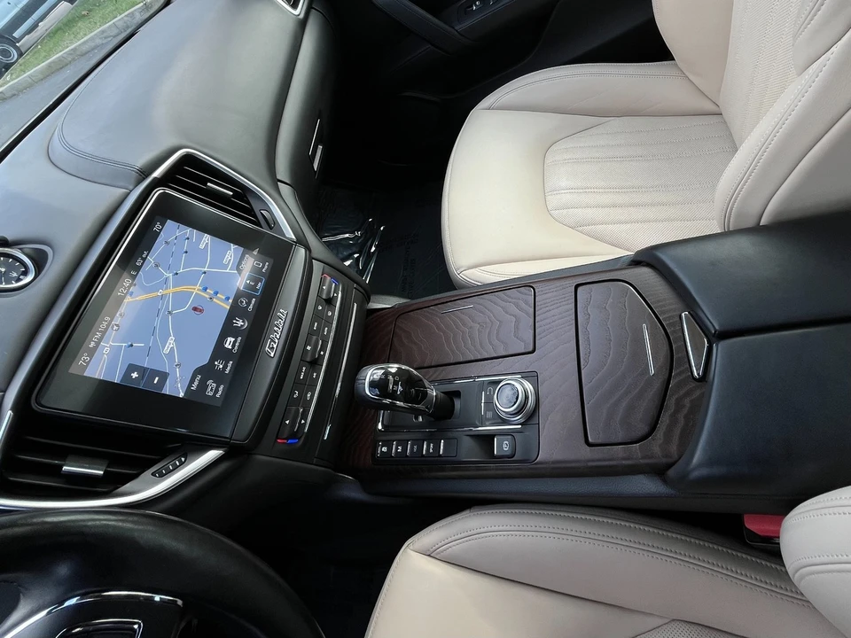 2018 Maserati Ghibli 3rd Gen - Image 17 of 21
