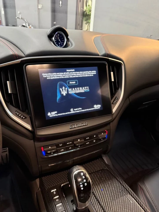 2018 Maserati Ghibli 3rd Gen - Image 11 of 20