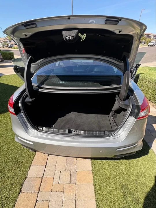 2018 Maserati Ghibli 3rd Gen - Image 9 of 9
