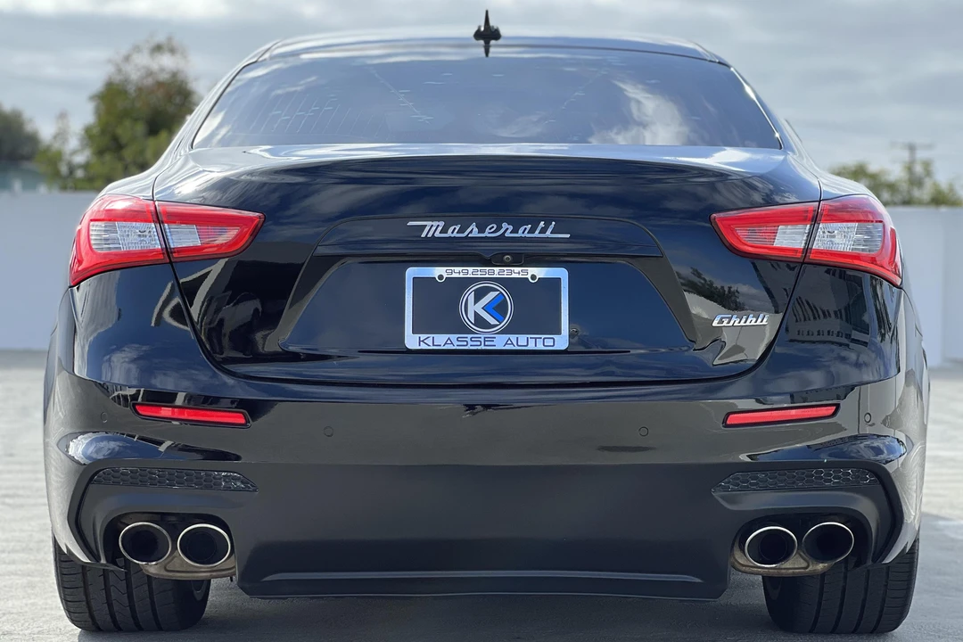 2018 Maserati Ghibli 3rd Gen - Image 5 of 31