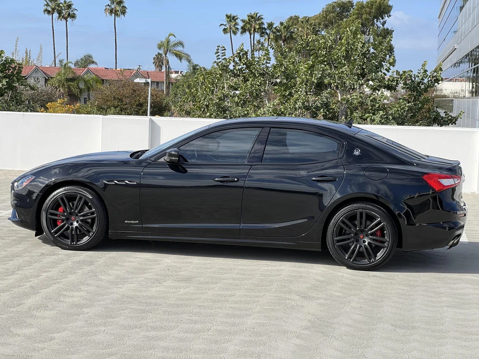 2018 Maserati Ghibli 3rd Gen - Image 9 of 31