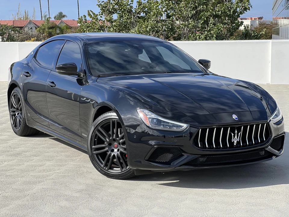 2018 Maserati Ghibli 3rd Gen - Image 17 of 31