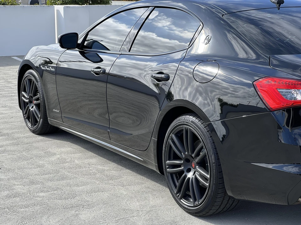 2018 Maserati Ghibli 3rd Gen - Image 26 of 31