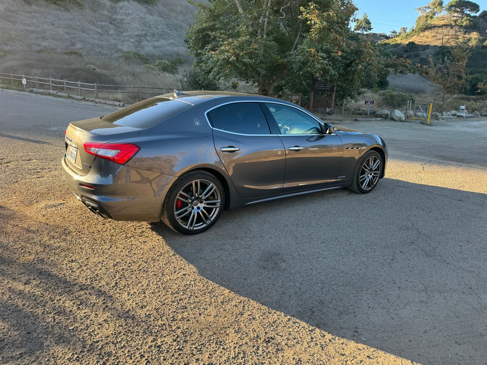 2018 Maserati Ghibli 3rd Gen - Image 15 of 31