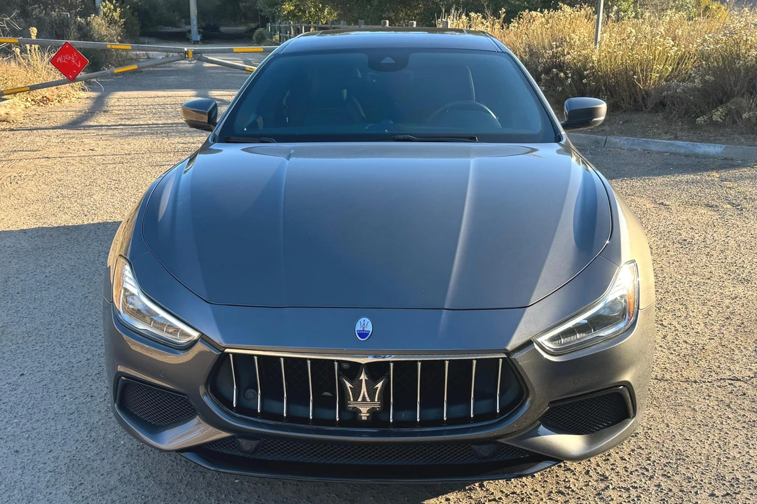 2018 Maserati Ghibli 3rd Gen - Image 2 of 31