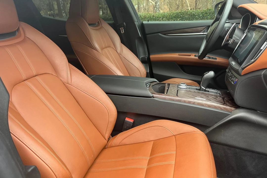 2018 Maserati Ghibli 3rd Gen - Image 26 of 31