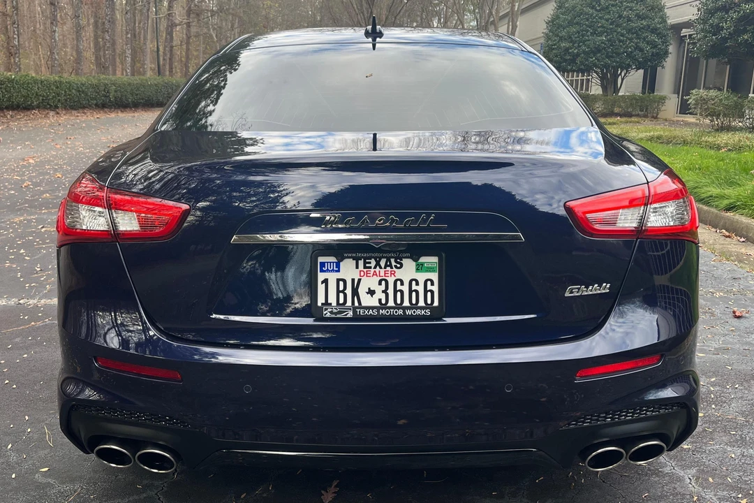 2018 Maserati Ghibli 3rd Gen - Image 5 of 31