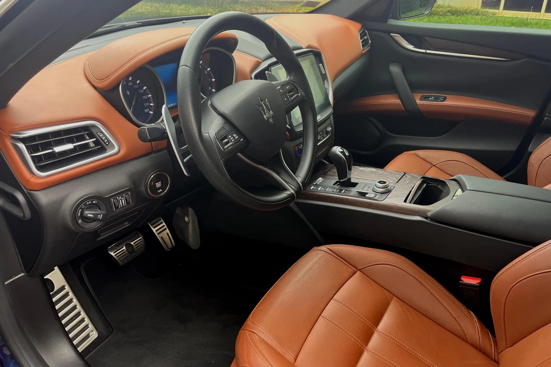 2018 Maserati Ghibli 3rd Gen - Image 25 of 31