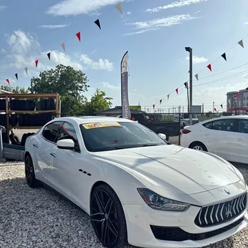 2018 Maserati Ghibli