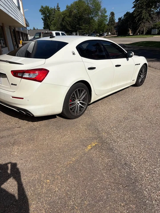 2018 Maserati Ghibli 3rd Gen - Image 2 of 10