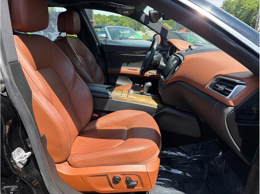 2018 Maserati Ghibli 3rd Gen - Image 12 of 20