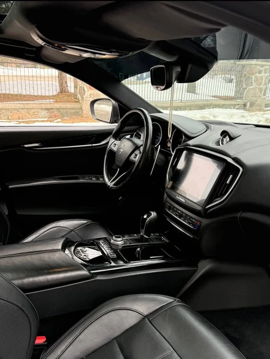 2018 Maserati Ghibli 3rd Gen - Image 10 of 12