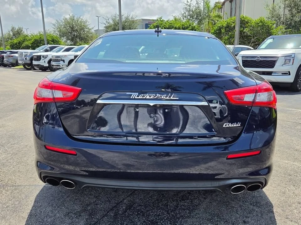 2018 Maserati Ghibli 3rd Gen - Image 9 of 19