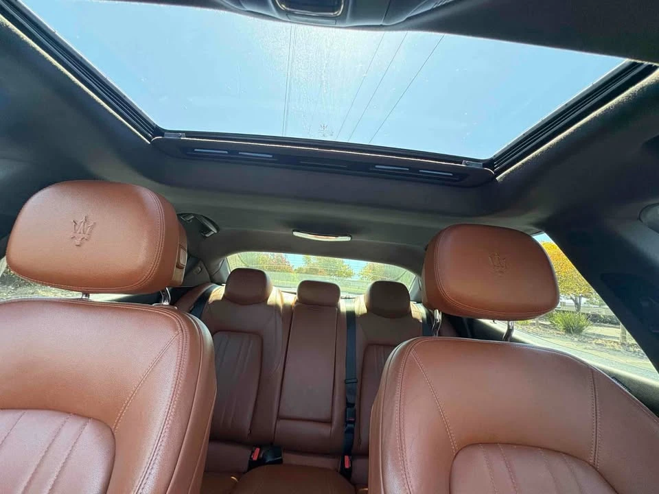 2018 Maserati Ghibli 3rd Gen - Image 17 of 19